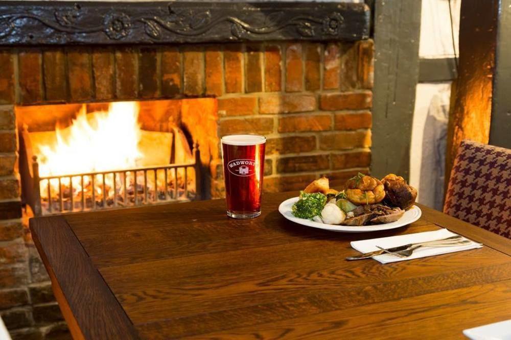 The Old Bell - Warminster 호텔 외부 사진