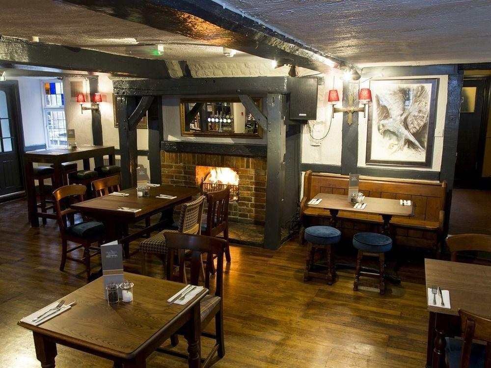 The Old Bell - Warminster 호텔 외부 사진